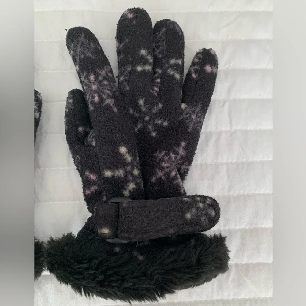 Faded Glory Fleece Faux Fur Gloves Girls L Black Pink White Adjustable Snowflake